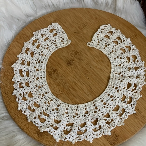 1980's Vintage Handmade Crochet Pearl White Round Yoke Collar - Picture 14 of 17